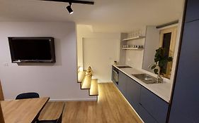 Casa Gray 2